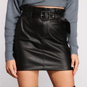 Love 83 Edgy‎ Belted Black Faux Leather Mini Skirt Grunge Stretch L